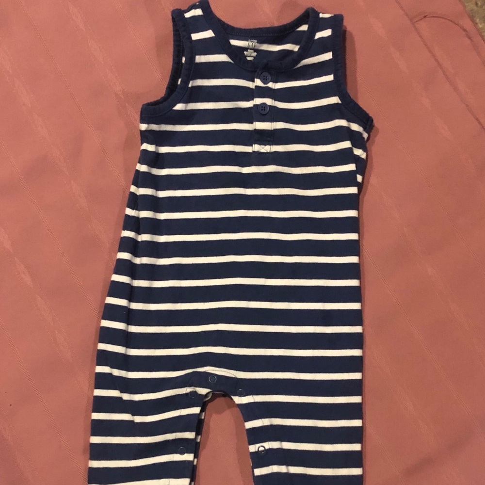 Gap one piece play suit